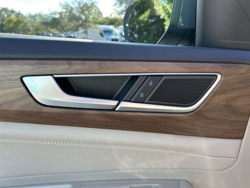 New 2026 Volkswagen Atlas SE image 17