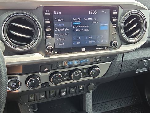 Used 2023 Toyota Tacoma Limited AWD/4WD image 16