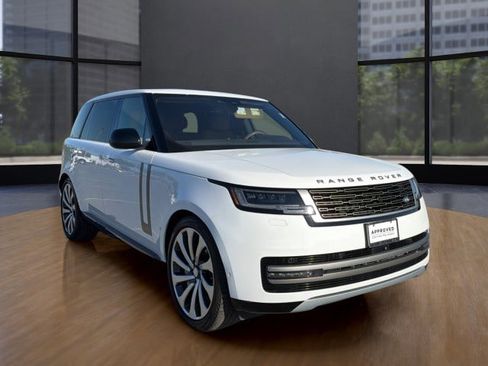 Used 2023 Land Rover Range Rover Long Wheelbase SE AWD/4WD image 10
