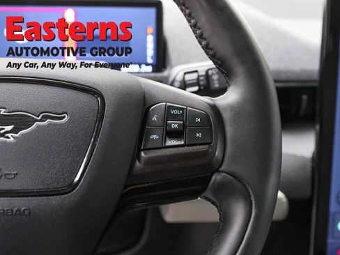 Used 2022 Ford Mustang Mach-E Premium image 15