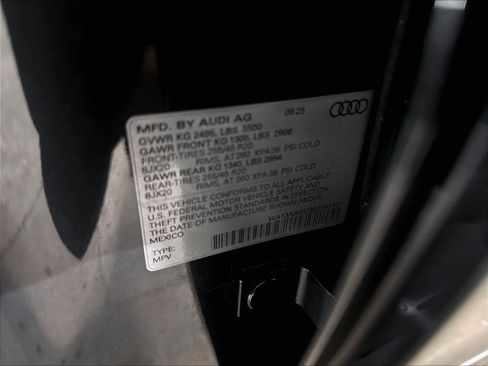 Used 2025 Audi Q5 Prestige AWD/4WD image 34