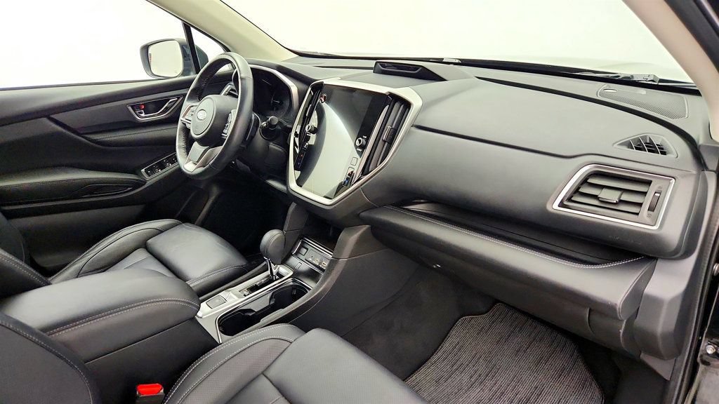 Used 2023 Subaru Ascent Limited AWD/4WD image 25