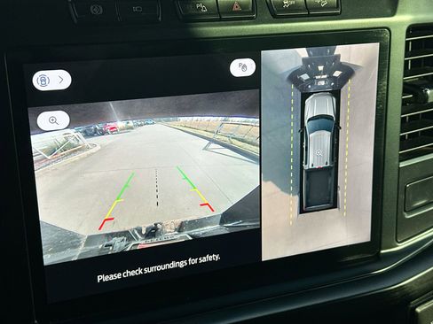 Used 2023 Ford F350 Lariat w/ Lariat Ultimate Package image 16