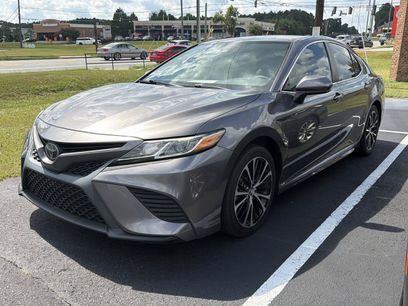 Used 2020 Toyota Camry SE