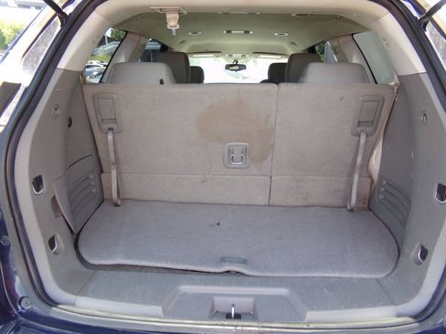 Used 2017 Chevrolet Traverse LS FWD image 19