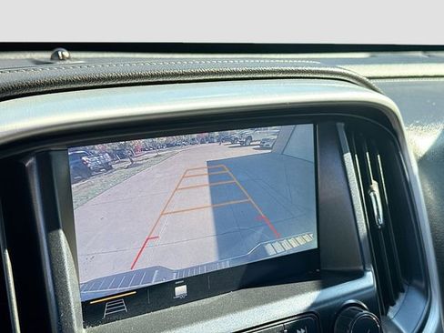 Used 2019 GMC Canyon SLT w/ Driver Alert Package image 15