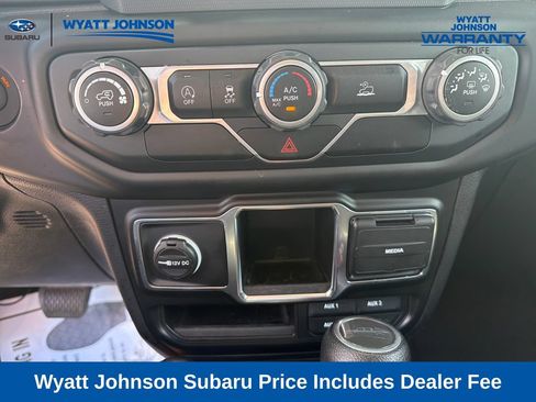 Used 2021 Jeep Gladiator Sport AWD/4WD image 25