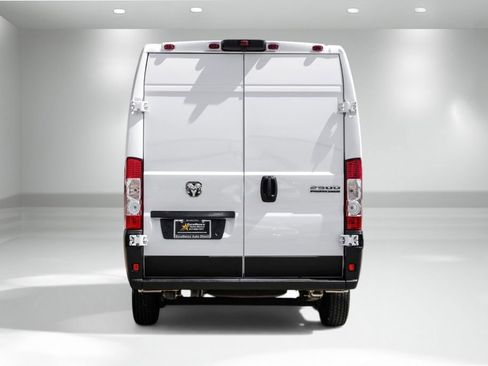 Used 2023 RAM ProMaster 2500 image 7