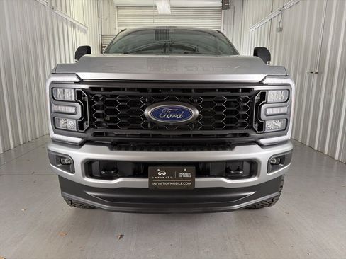 Used 2024 Ford F250 XL w/ STX Appearance Package image 2