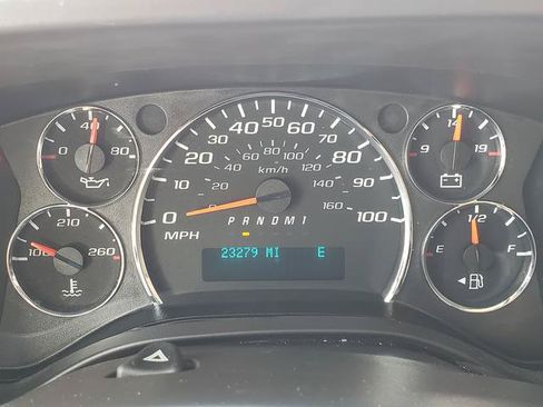 Used 2016 Chevrolet Express 3500 LT w/ LT Preferred Equipment Group RWD image 24