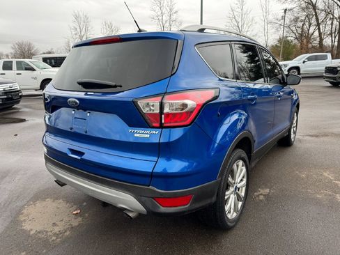 Used 2017 Ford Escape Titanium image 5