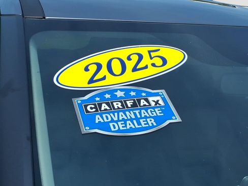 Used 2025 Nissan Rogue SV AWD/4WD image 9