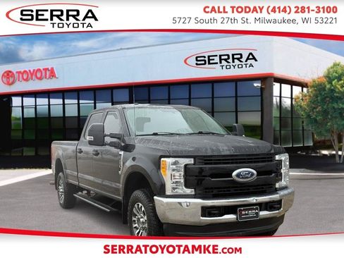 Used 2017 Ford F250 XLT w/ Camper Package image 1