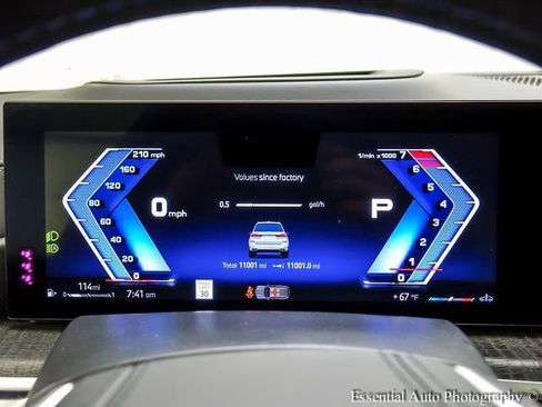 Used 2025 BMW ALPINA XB7 image 22