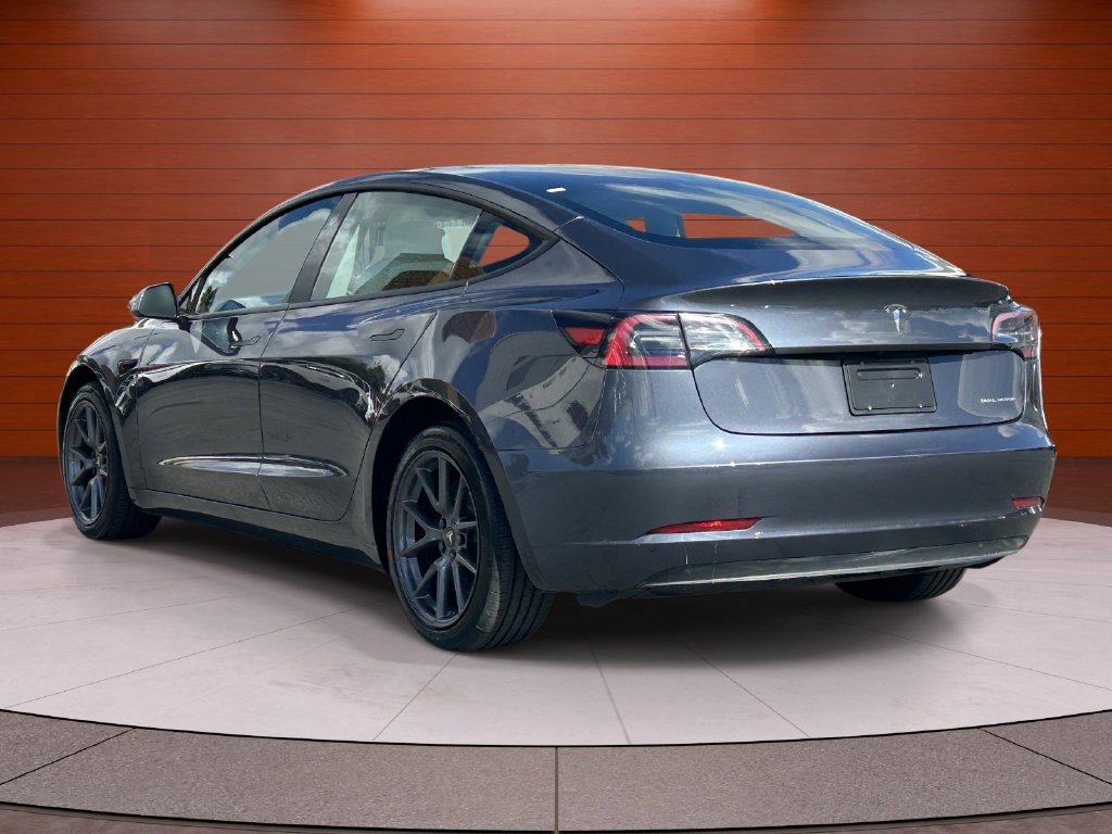 Used 2023 Tesla Model 3 Standard Range RWD image 2