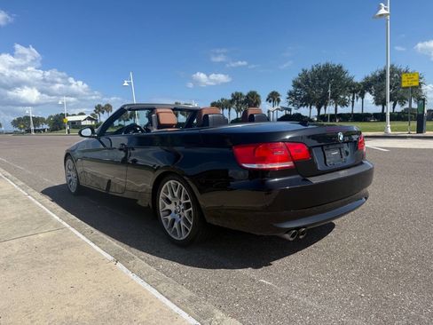 Used 2009 BMW 328i Convertible image 4