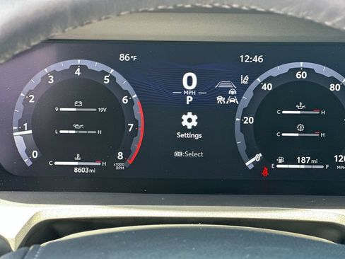Certified 2025 Toyota 4Runner TRD Sport AWD/4WD image 29