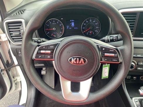 Used 2020 Kia Sportage LX AWD/4WD image 10