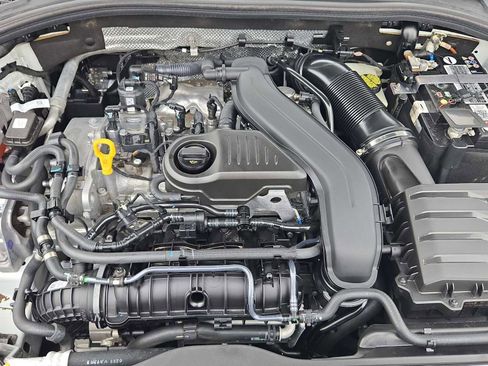 Used 2023 Volkswagen Jetta SE w/ Panoramic Sunroof Package image 15