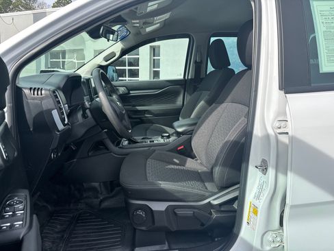 Used 2024 Ford Ranger XL image 11