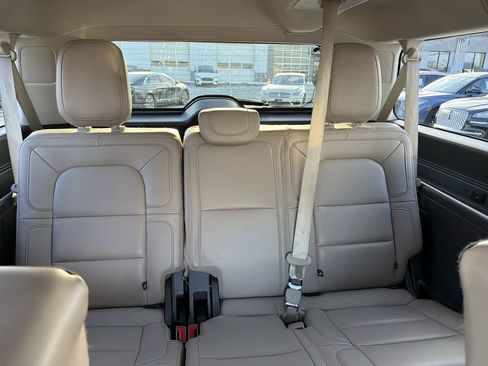 Certified 2022 Lincoln Navigator L Reserve image 19