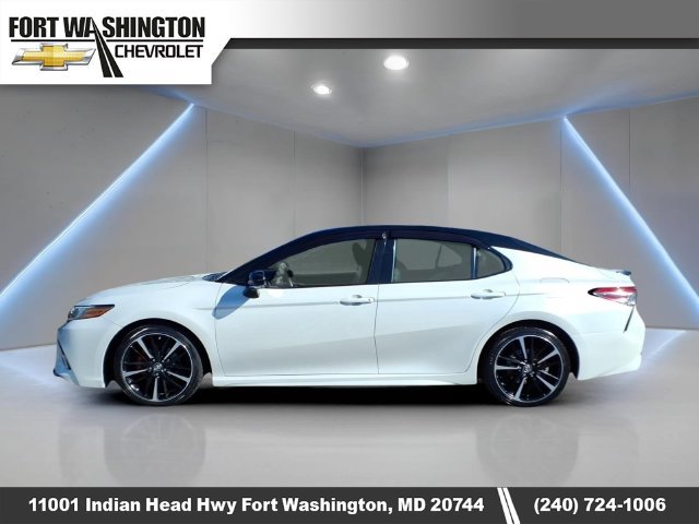 Used 2019 Toyota Camry XSE w/ Navigation Package FWD image 5
