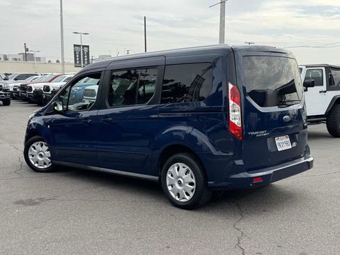 Used 2017 Ford Transit Connect XLT image 4