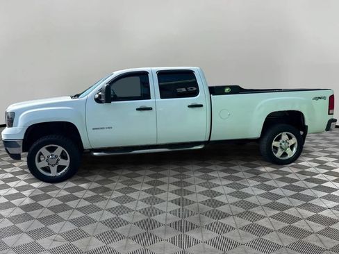 Used 2013 GMC Sierra 2500 W/T AWD/4WD image 8