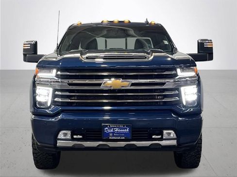 Used 2022 Chevrolet Silverado 3500 High Country w/ Safety Package II AWD/4WD image 4