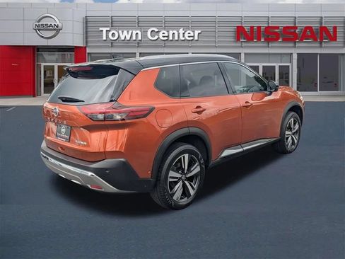 Used 2021 Nissan Rogue Platinum FWD image 7