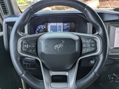 Used 2021 Ford Bronco Outer Banks w/ Sasquatch Package AWD/4WD image 25