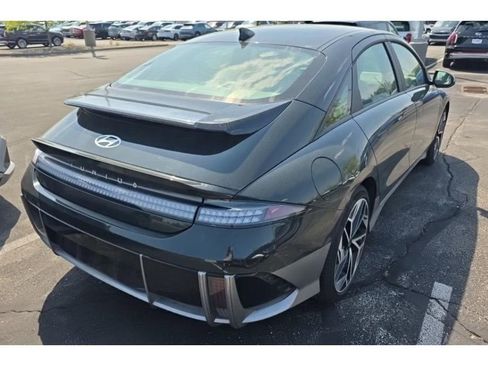 Used 2024 Hyundai Ioniq 6 SEL AWD/4WD image 3