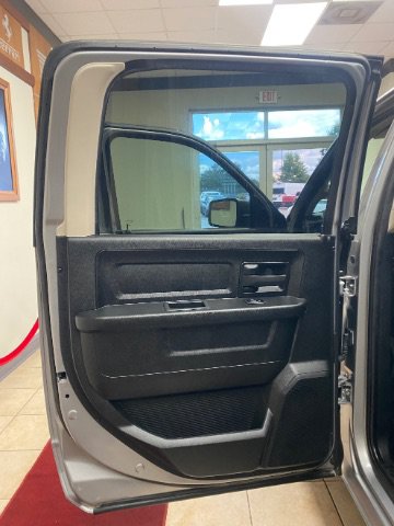 Used 2022 RAM 1500 Tradesman AWD/4WD image 9