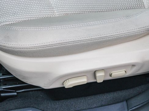 Used 2018 Subaru Outback 2.5i Premium image 22