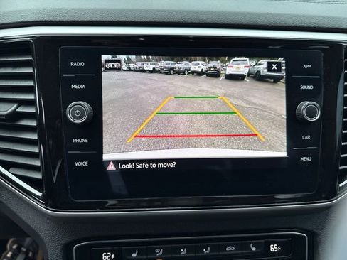 Used 2023 Volkswagen Atlas SE image 27