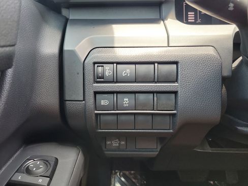 Used 2024 Toyota Tacoma SR w/ SR Upgrade Package RWD image 21