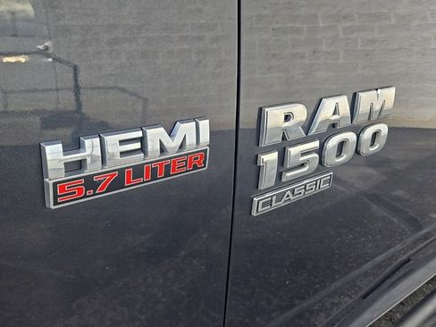 Used 2019 RAM 1500 Big Horn image 12