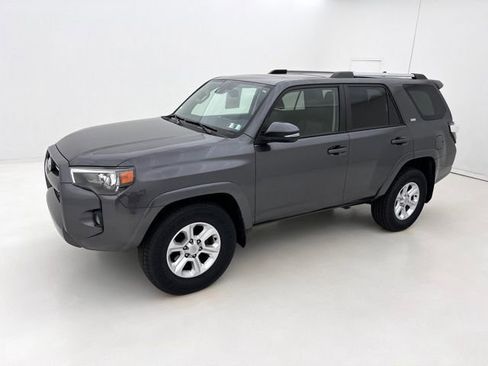 Used 2023 Toyota 4Runner SR5 Premium w/ Moonroof Package RWD image 5