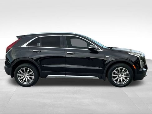 Used 2021 Cadillac XT4 Premium Luxury image 12