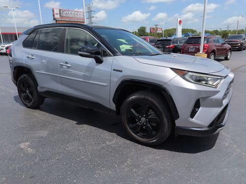 Certified 2020 Toyota RAV4 XSE AWD/4WD image 7