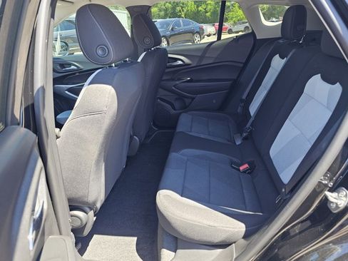 Used 2026 Chevrolet Trax LS FWD image 66