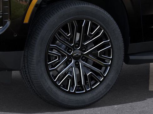 New 2026 Chevrolet Tahoe LT image 9