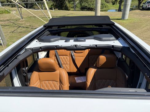 Used 2024 Jeep Wrangler Sahara w/ Safety Group image 12