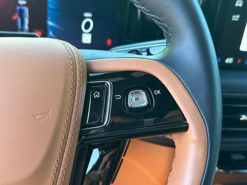 New 2025 Lincoln Aviator Black Label AWD/4WD image 27