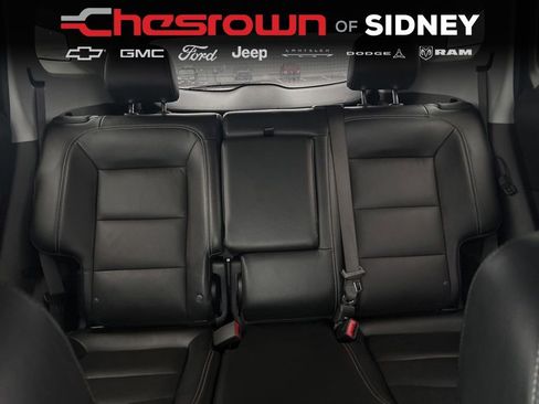 Used 2023 GMC Terrain SLT image 25