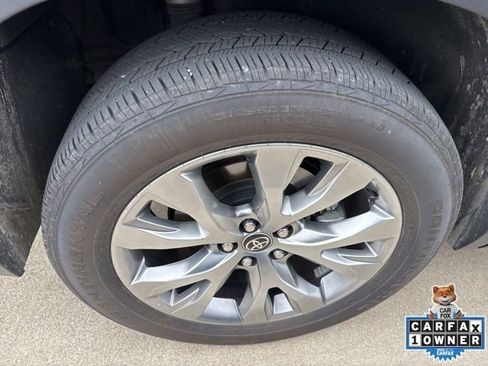 Used 2025 Toyota Grand Highlander Limited image 8