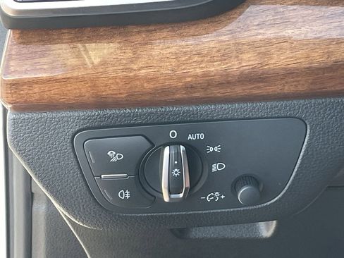 Used 2022 Audi Q5 2.0T Premium Plus image 31