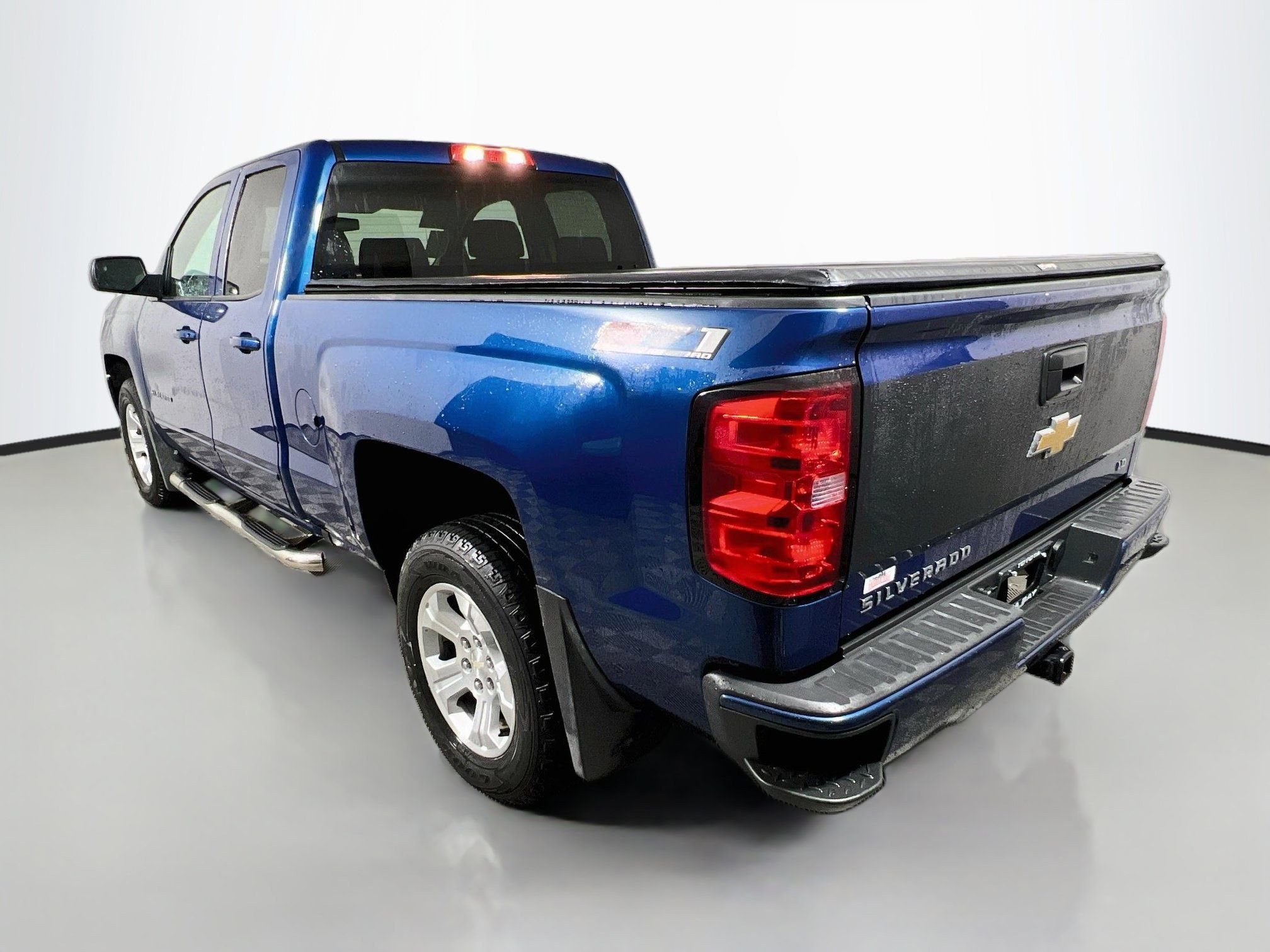 Used 2019 Chevrolet Silverado 1500 LT w/ All Star Edition AWD/4WD image 8