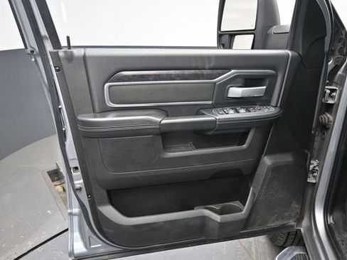 Used 2024 RAM 2500 Big Horn w/ Level 2 Equipment Group AWD/4WD image 16