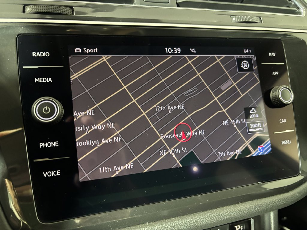 Used 2019 Volkswagen Tiguan SEL AWD/4WD image 22